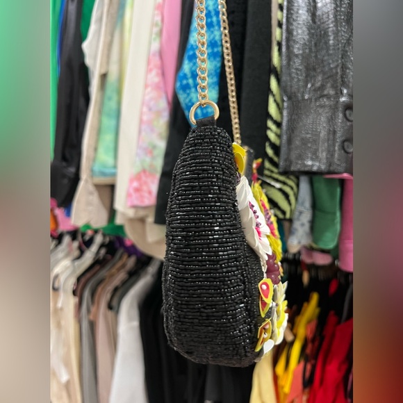 Flower beaded handbag - Picture 6 of 6